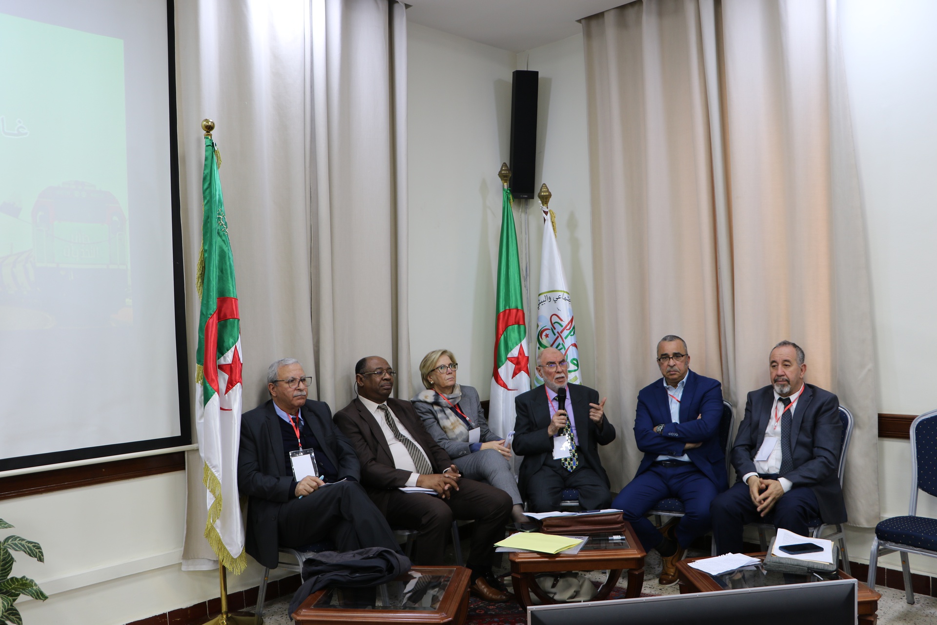 Organisation d’une ٍConférence-Débat relative au projet « Gara Djebilet : d’un Giseme