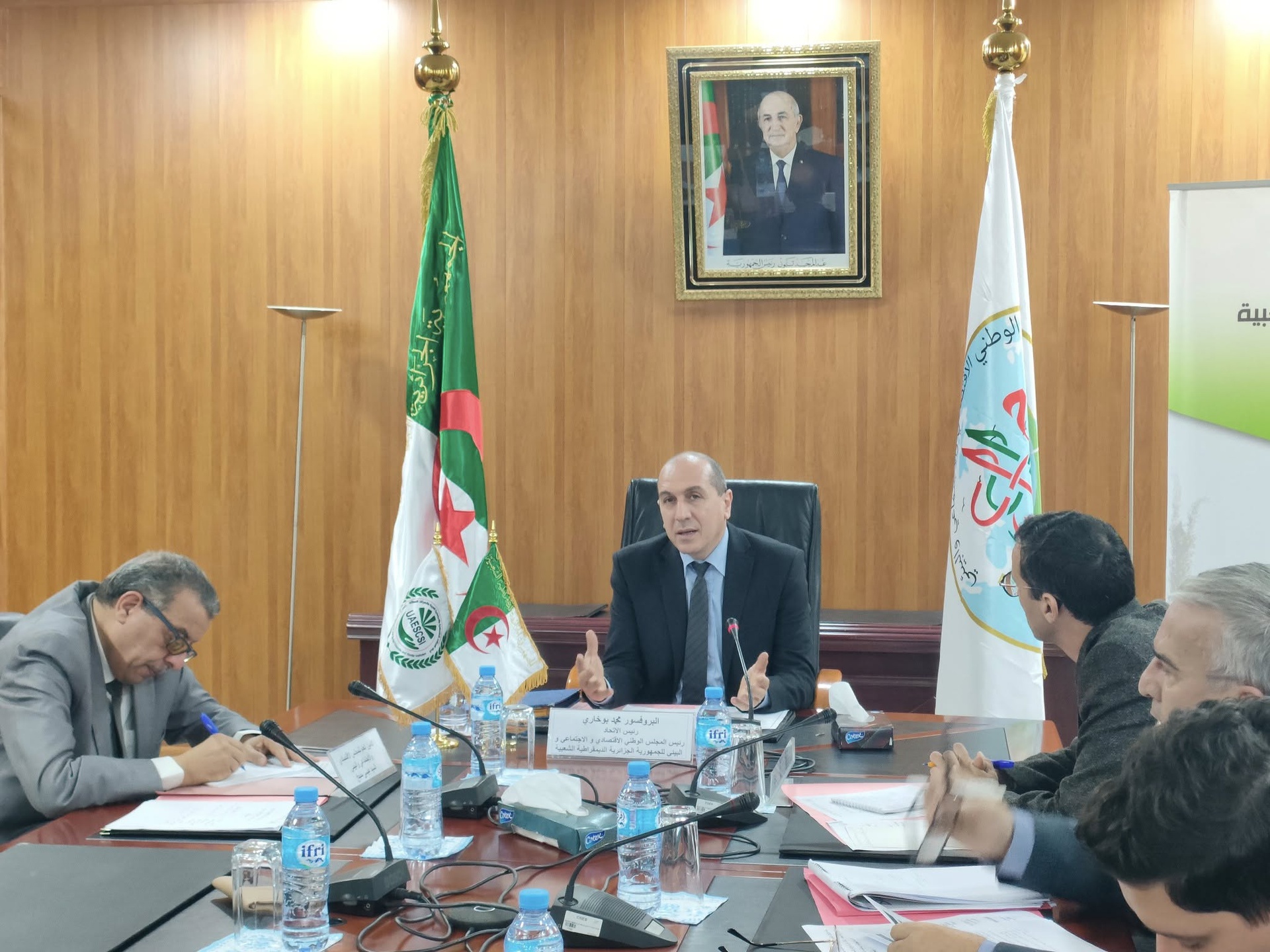 À l'initiative du CNESE, l'Union des Conseils Économiques et Sociaux Arabes et Instit