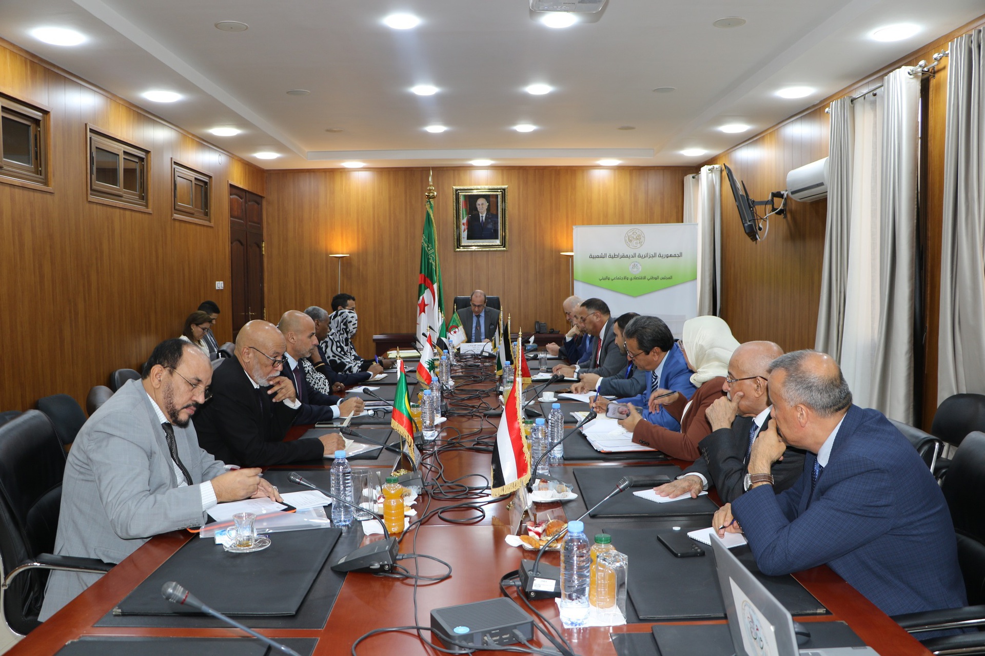 l'Assemblée Générale de l'Union des Conseils Économiques et Sociaux Arabes et Institu